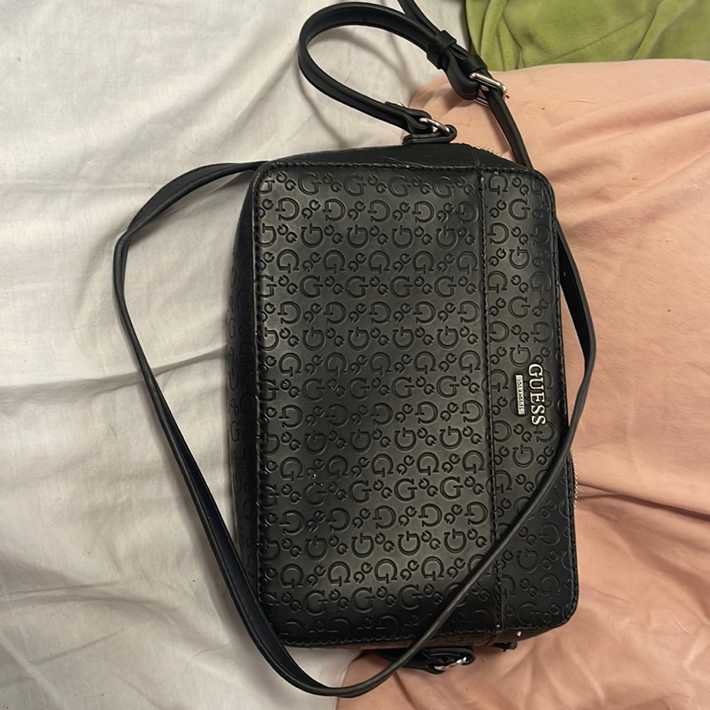 Black Guess purse